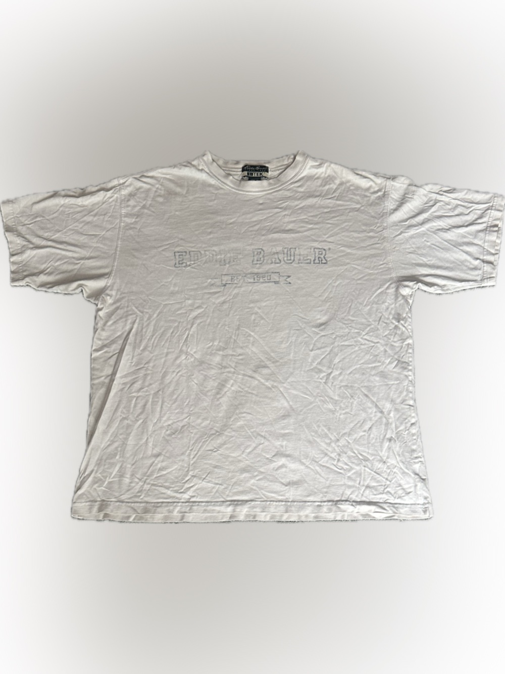 EDDIE BAUER Est. 1920. 
{It says)Eddie Bauer | Vintage 100% Cotton T Shirt | L